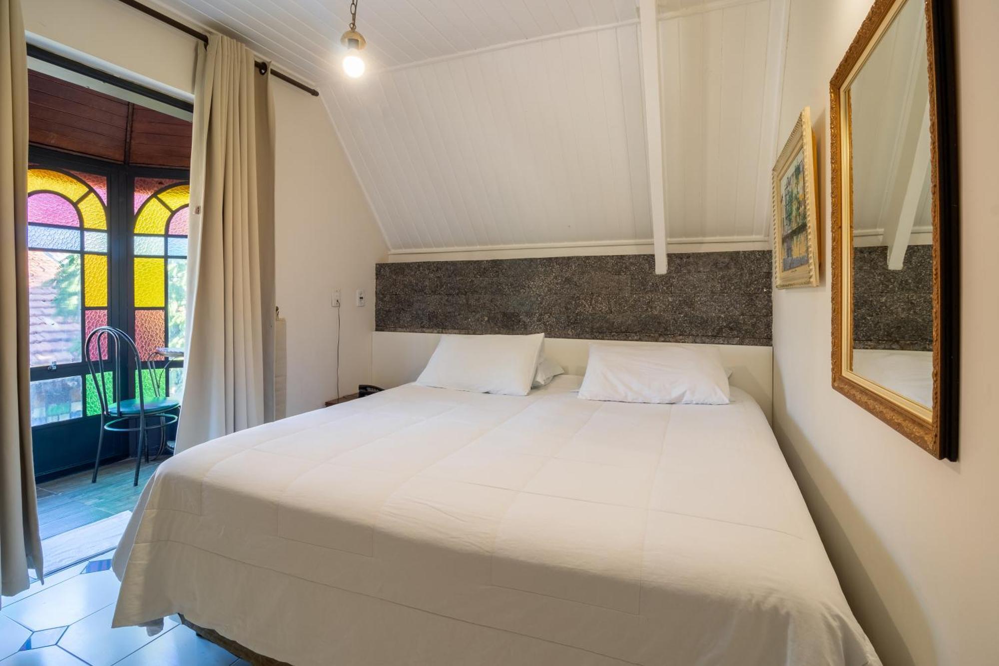 Quarto Duplo Standard